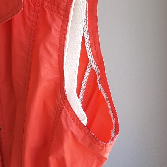 Light Vest - Picture 5 of 13